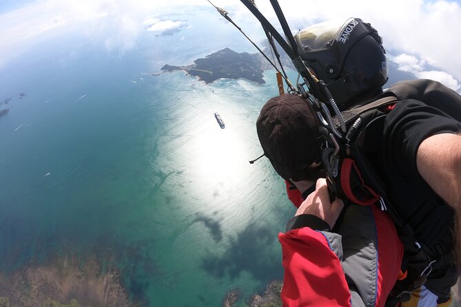 Bay of Islands: 18,000ft Skydive - Timing, weather, and cancellation rules