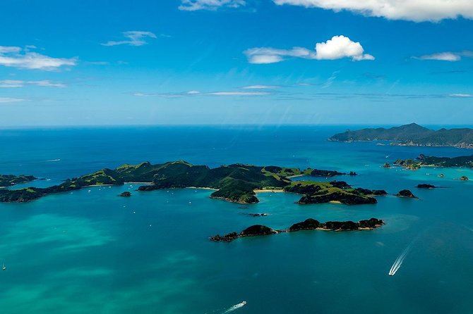 Bay of Islands 2-Day Small Group Tour & Cruise from Auckland - Otehei Bay adds beach time to the boat trip