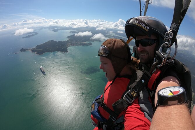 Bay of Islands: 9000ft Skydive - From Paihia Pickup to the Kerikeri Drop Zone