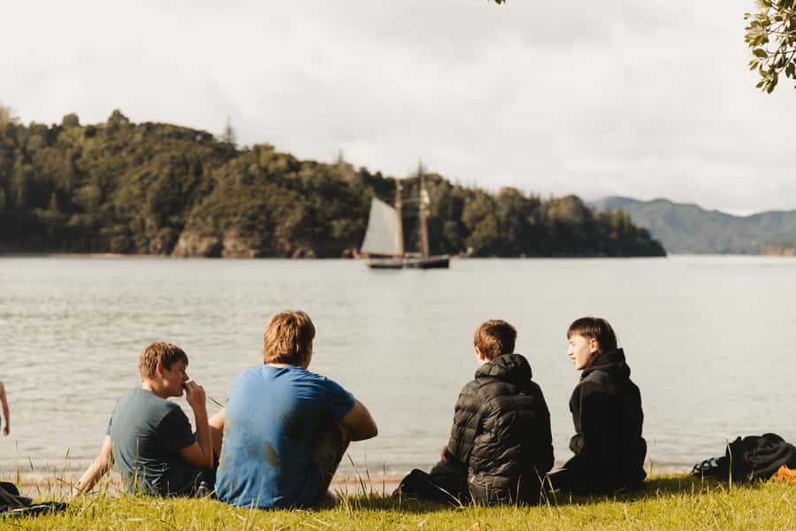 Bay of Islands: Full-Day Tall Ship Sailing Excursion - BBQ lunch cooked on board