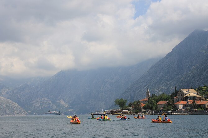 Bay of Kotor: 2.5-Hour Kayak Tour - Paddling Past Muo, Prčanj, and Stoliv