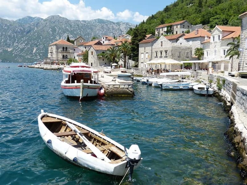 Bay of Kotor: 2-Hour Stand Up Paddle Board Tour - Starting at Muo, away from the Old Town crowds