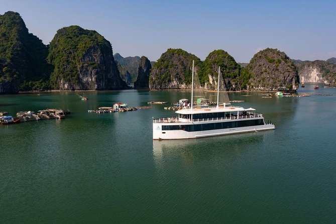 Best Cruise In Halong Bay - Jade Sails Cruise - Boarding Jade Sails and settling in for lunch