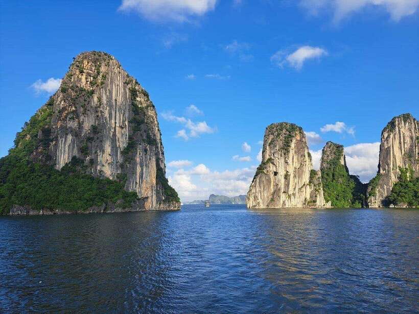 BEST Day Cruise Discover Untouched Beauty of Bai Tu Long Bay - The return past Dragon’s Head and Toad Islets