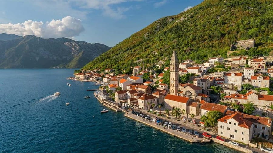 Best of Montenegro - Kotor Bay with opt island (Small Group) - What the small group changes
