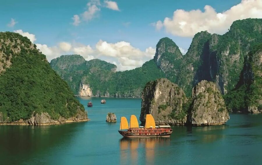 Best Price Ha Long Bay Day Trip with Kayaking and Cave Visit - Leaving Hanoi for Tuan Chau Port