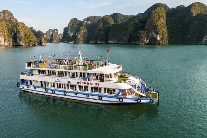 Best Price Halong Bay Full-Day Trip,Cave,Titop,Kayak By Transfer - The Hanoi pickup and long road to Tuan Chau