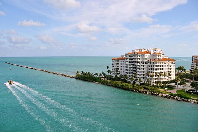 Biscayne Bay and Celebrity Island Homes Boat Tour 90 Minute - Key points to know before you go