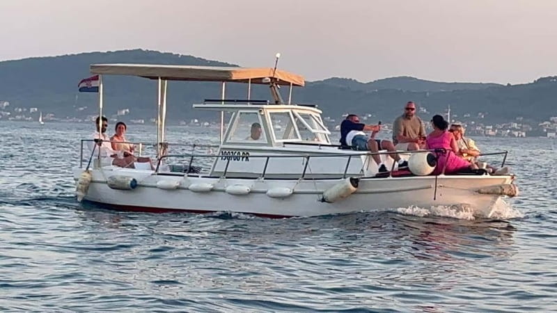 Boat tour from Zadar: Preko – Hidden Bay – Ošljak - A boat-only bay for clear water and quiet time