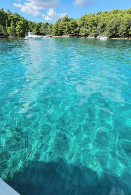 Boat tour from Zadar: Preko – Hidden Bay – Ošljak - Who will enjoy this speedboat outing?