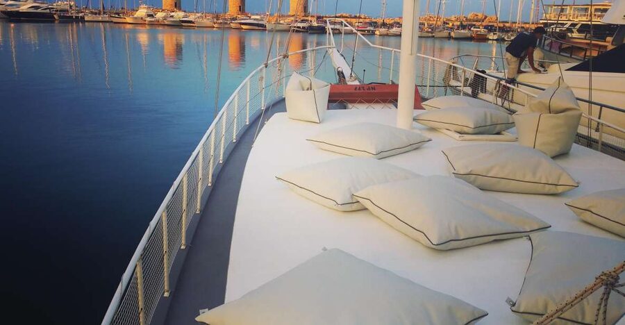 Boat Trip to Anthony Quinn's Bay (Food & Drinks Included) - Starting at Mandraki Harbor in Rhodes Town