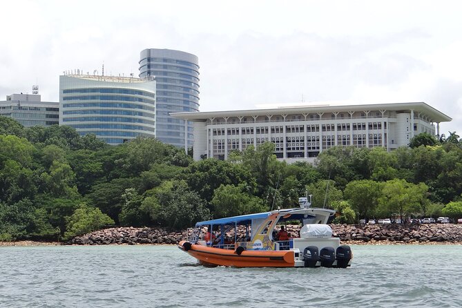 Bombing of Darwin World War II Tour with Harbour Cruise - Understanding the bombing from land and sea