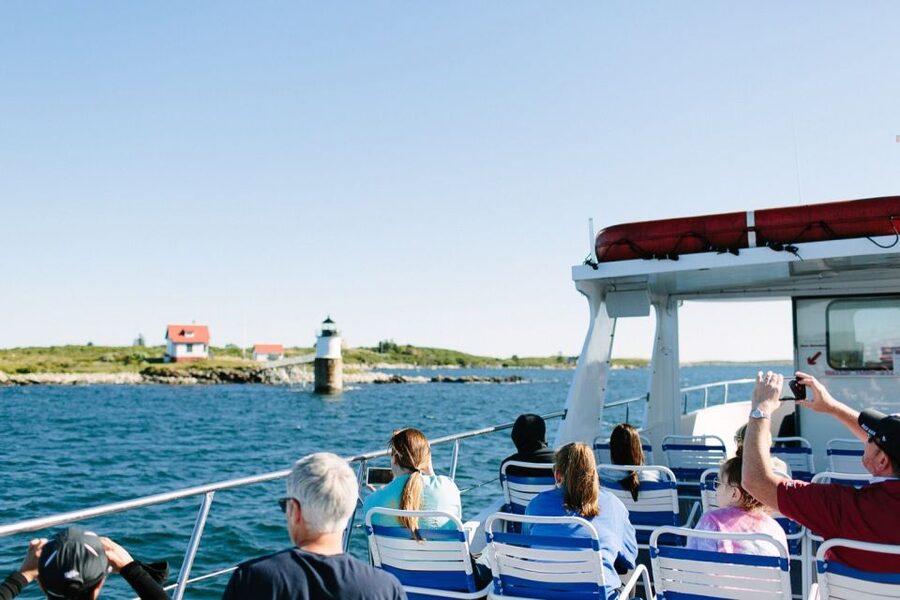 Boothbay Harbor Cruise: Lighthouses, Lobster Haul, and Seals - Burnt Island Light and Ram Island Lighthouse