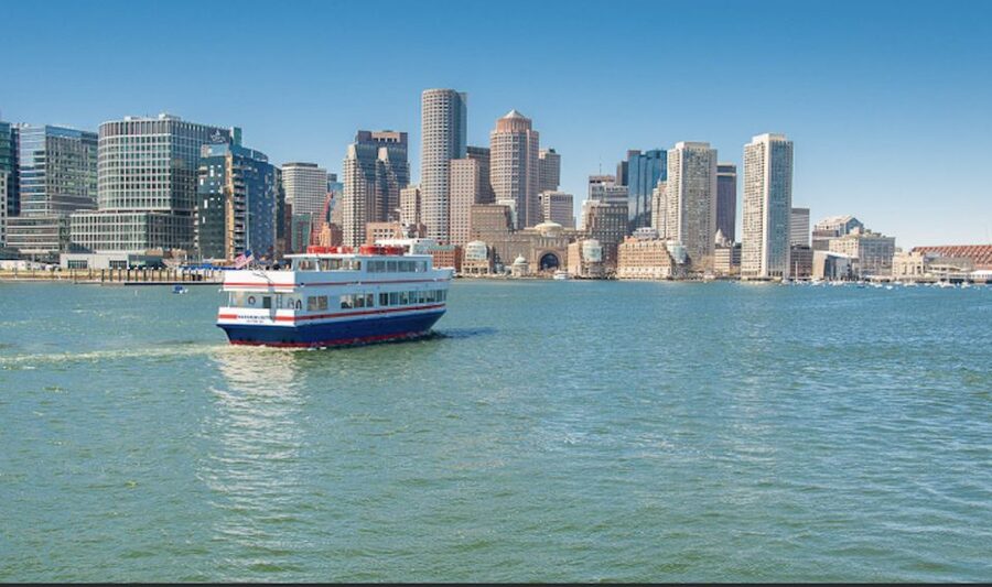 Boston: Scenic Harbor Cruise (Dog-Friendly) - Logan Airport, Bunker Hill Monument, and the North End