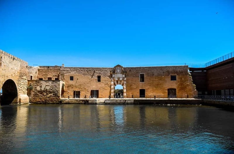 Brindisi: Brindisi Bay Boat Tour - The Sailor’s Monument and Brindisi’s maritime story