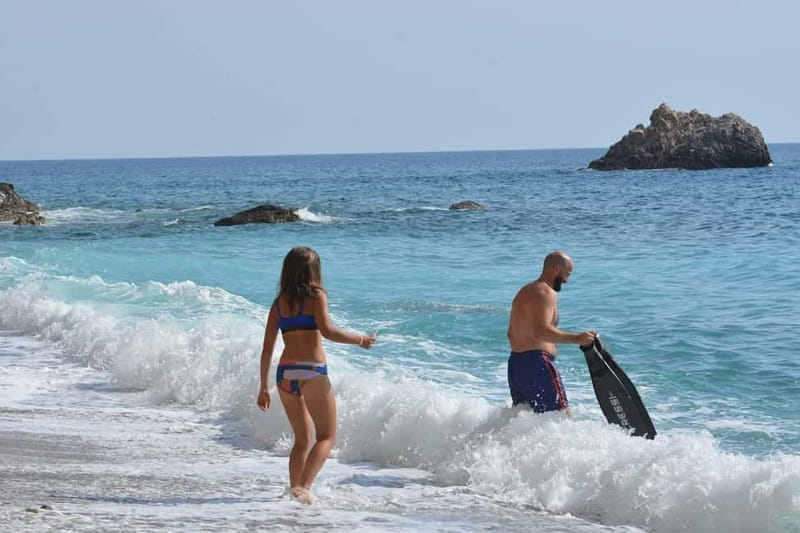 Budva Bay: Boat Tour with Snorkeling and Sightseeing - Drinks, music, and the rhythm of the trip