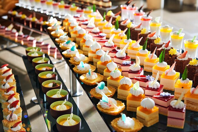 Buffet on Paradise Delight Dining Cruise Halong Bay Tour - Who will enjoy Paradise Delight most?
