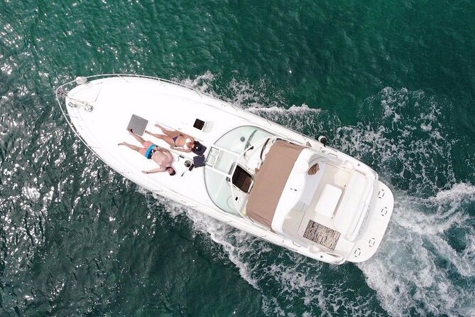 Cancun Bay Private 2-Hour on a Luxury Yacht - A 38-foot yacht for up to 15 people