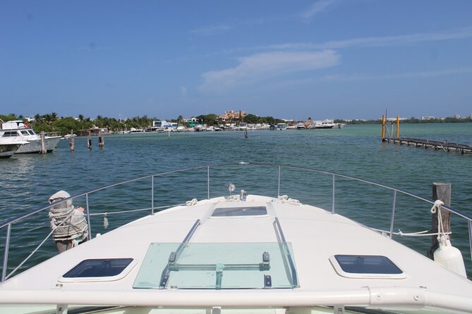 Cancun Bay Private 2-Hour on a Luxury Yacht - What is included on board