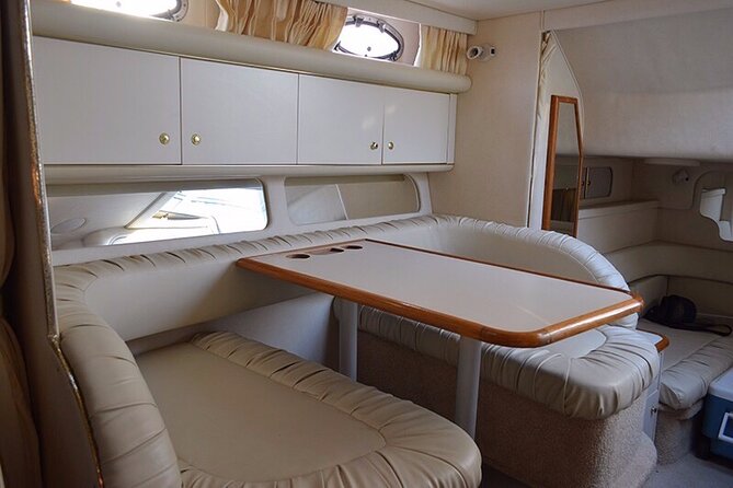 Cancun Bay Private 2-Hour on a Luxury Yacht - Music and special occasions