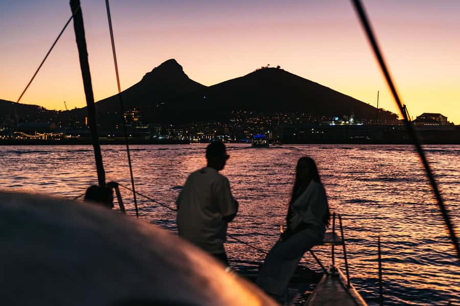 Cape Town: Sunset Catamaran Cruise on Table Bay with Bubbles - Key points to know before you sail