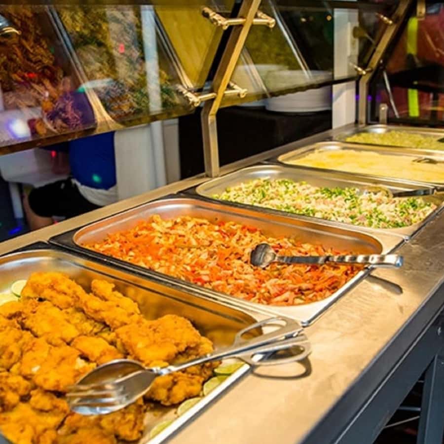 Cartagena: Buffet & party night,cocktails sailing in the bay - Key points to know before booking