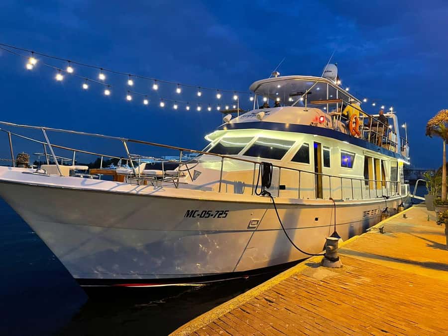Cartagena: Cruise by the Bay with Dinner and Wine - Is $70 a fair price?