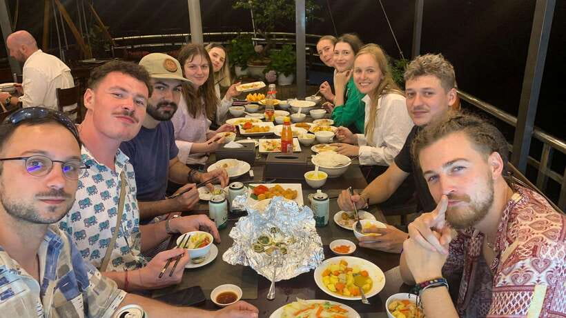 Cat Ba : 2D1N Lan Ha Bay - Ha long Bay - Dau Be Island - Your night on the boat