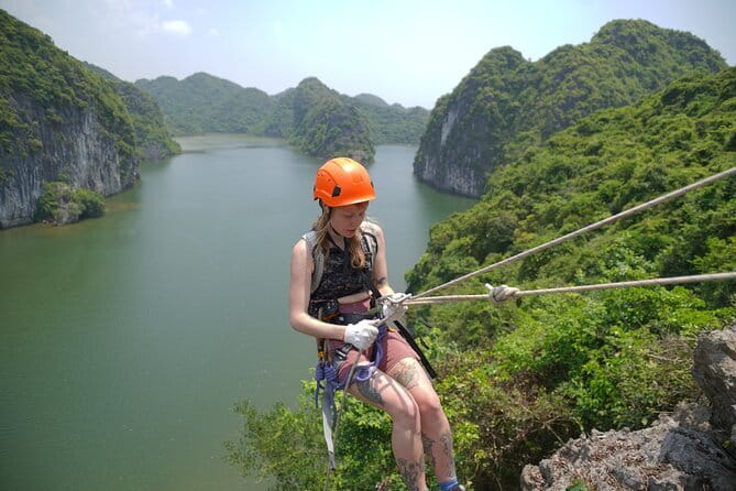 Cat Ba Abseiling Tour - Explore The Biggest Lagoon of Lan Ha Bay - The first look at Lan Ha Bay