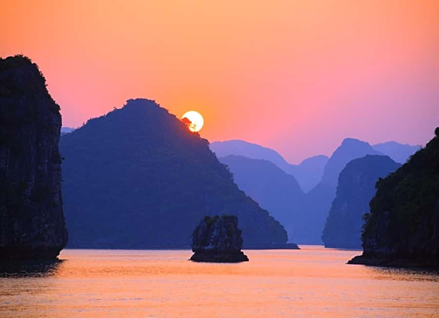 Cat Ba Island - Lan Ha Bay Sunset Tour: Kayak and Swim - Reaching the Open Water of Lan Ha Bay