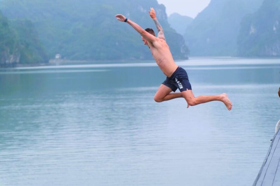 Cat Ba Island - Lan Ha Bay Sunset Tour: Kayak and Swim - Should You Book This Tour?