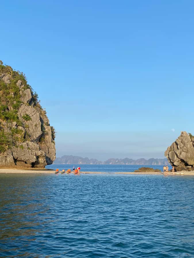 Cat Ba : Lan Ha Bay Bioluminescent Plankton Kayak Boat Tour - Cruising past Cai Beo’s floating fishing village