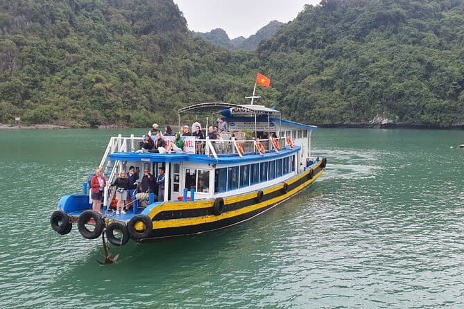 Cat Ba: Lan Ha Bay & Ha Long Bay Boat Trip, biking, kayakin,lunch - Key points to know before booking