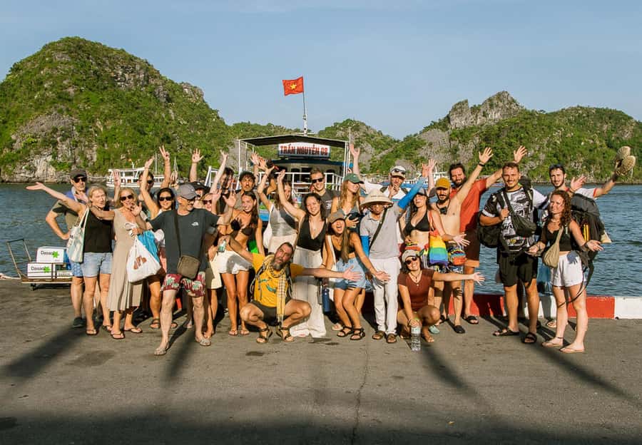 Cat Ba: Lan Ha & Ha Long Bay Kayak & Snorkel Boat Tour - Why this Cat Ba boat trip packs in so much