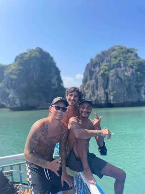 CAT BA: LAN HA & HALONG BAY – KAYAK, BIKE, LUNCH, SNORKEL - Bright Cave and Bat Cave by kayak