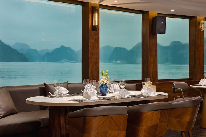 Catamaran Premium Cruise to Halong Bay & Lan Ha Bay in 1 Day Tour - Sunset tea and the return to the marina