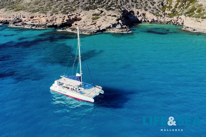 Catamaran with BBQ in the Bay of Palma - Setting out from S’Arenal at 10:00 am