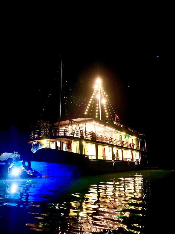 CatBa :3D2N Lan Ha bay-Ha Long bay- Viet Hai Village - What the price gives you, and what it does not