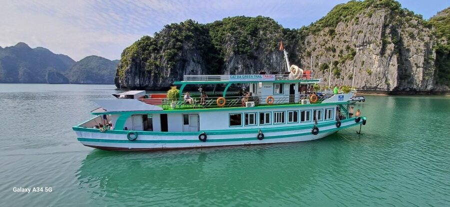 CatBa Island: One Day Lan Ha Bay with Cat Ba Expedition - Cai Beo fishing village and daily life on the water