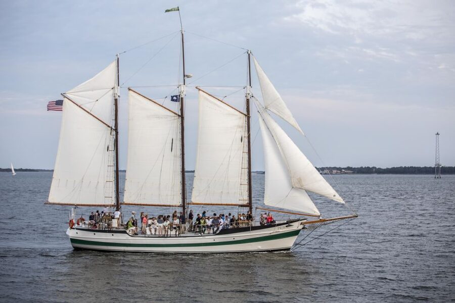 Charleston: Schooner Sailing Harbor Tour & Dolphin Watch - Should you book the Schooner Pride?