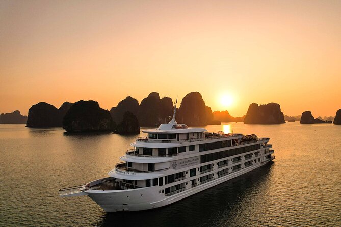 Chill Cruise full-day Explore Halong Bay - Walking through Sung Sot Cave