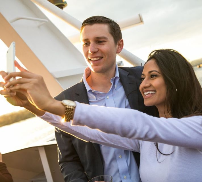 City Cruises Baltimore: Dinner & Dance Harbor Cruise - How the dinner buffet works
