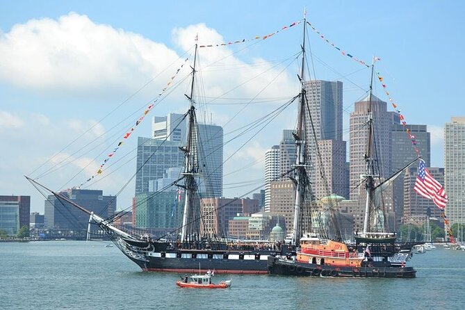 City Cruises Boston Historic Sightseeing Harbor Cruise - Boston Harbor in one useful hour