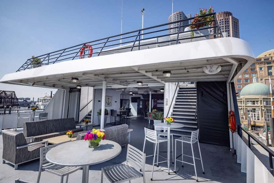 City Cruises Boston: Premier Brunch or Dinner Harbor Cruise - Who will enjoy the Odyssey most?