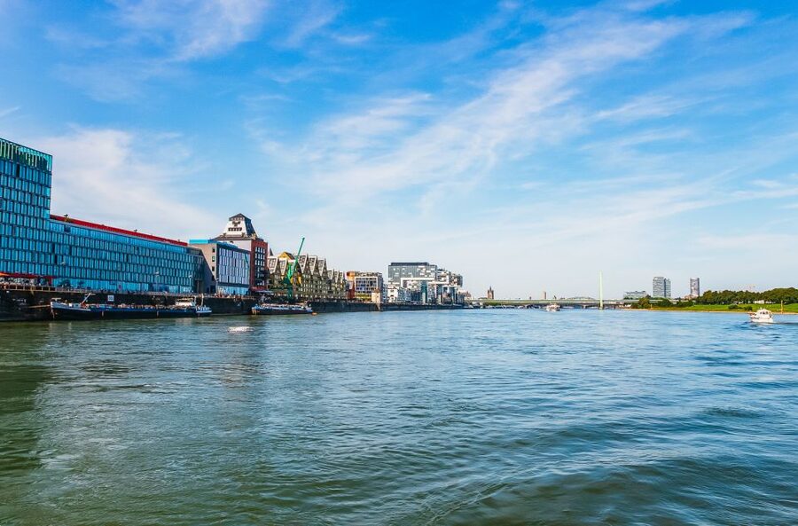 Cologne: 3-Hour Harbor Tour Cruise - Why this cruise shows you a different Cologne