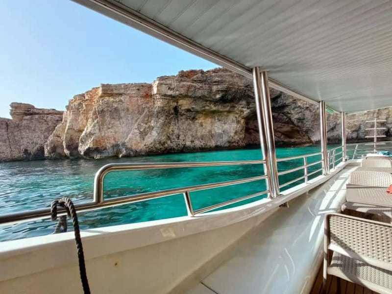 Comino Blue Lagoon & Crystal Lagoon - 3 Bay Cruise - What the crew and onboard service add