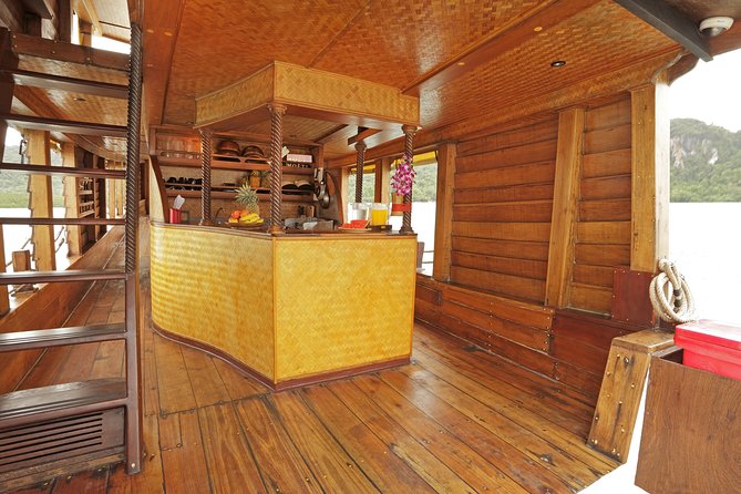 Cruising on a comfortabel boat in Phang Nga Bay - The "Must-Do" Tour Khao Lak - What the strongest praise tells you
