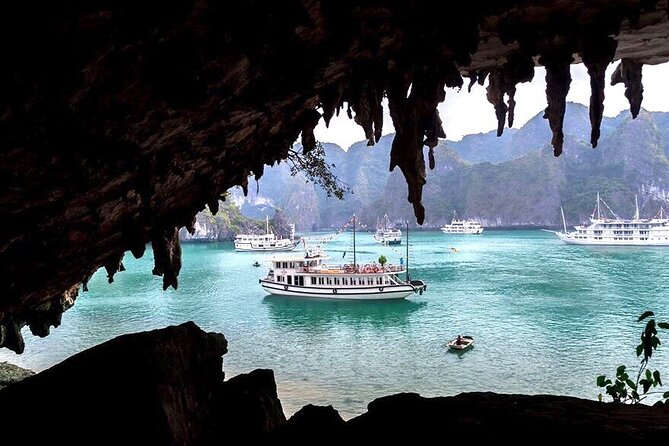 DELUXE Halong Bay Day Tour From Hanoi, Daily Operated 2024 - 2025 - Kayaking, bamboo boats, and Luon Cave