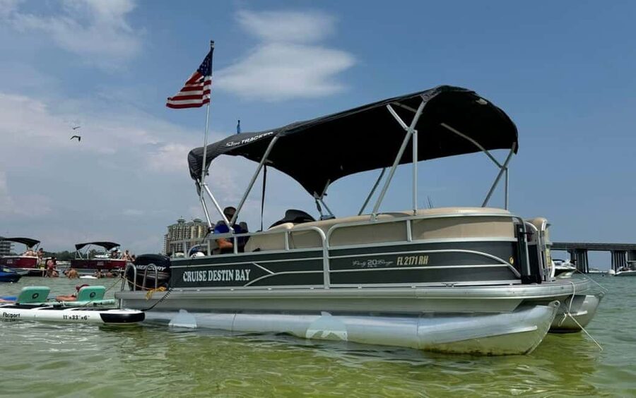 Destin: Crab Island Boat Adventure With Cruise Destin Bay - The ride through Destin Harbor