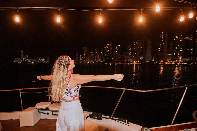 Dinner cruise on Cartagena's bay with Sibarita Master - Cartagena Bay after dark